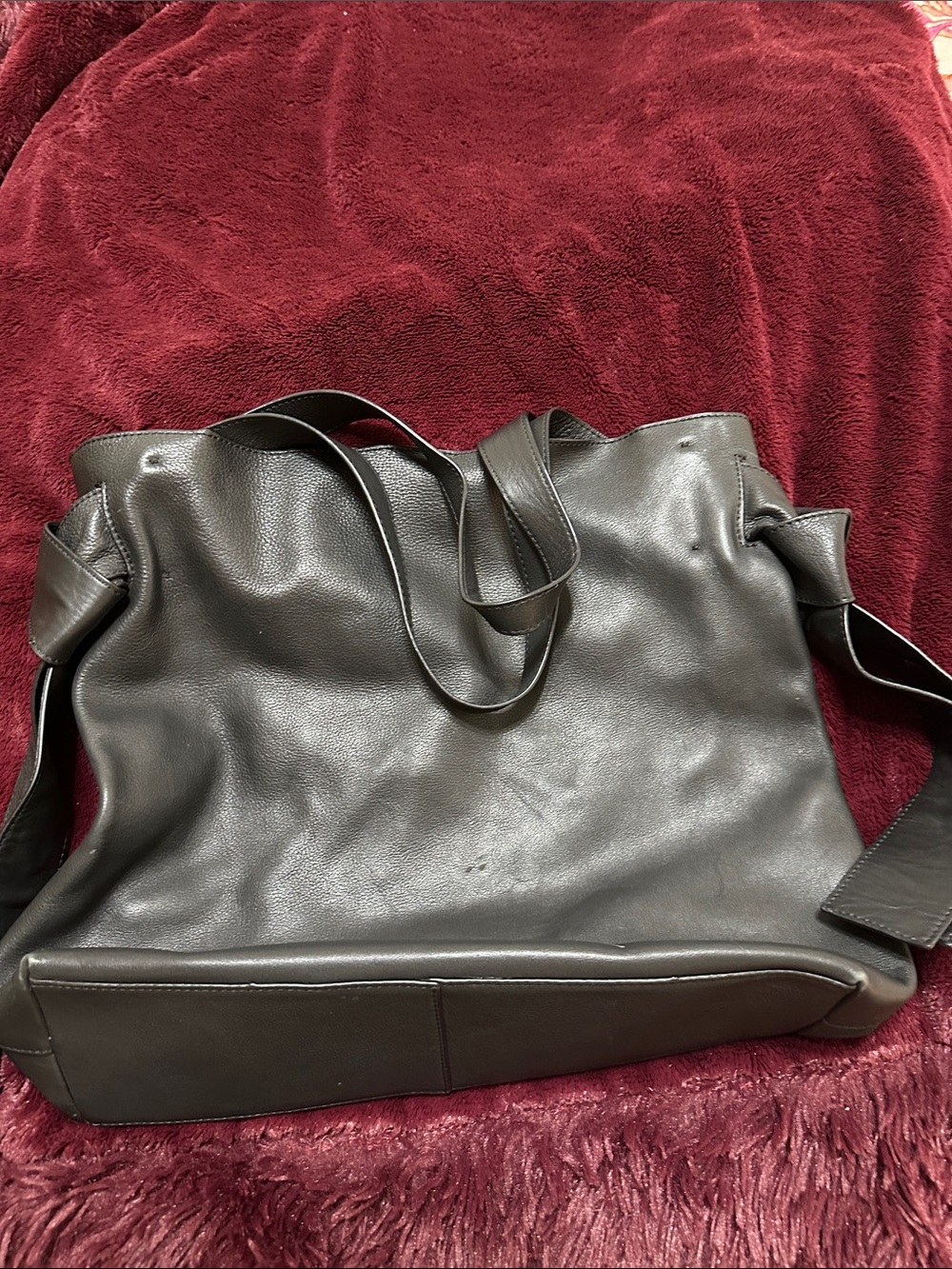 Vince Camuto Large Black Leather Shoulder Bag